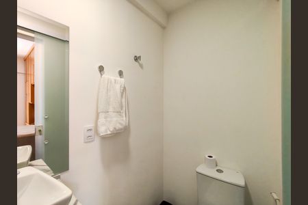 Apartamento à venda com 96m², 3 quartos e 1 vaga Apartamento à venda com 96m², 3 quartos e 1 vagaBanheiro da Suíte