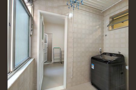 Apartamento à venda com 96m², 3 quartos e 1 vaga Apartamento à venda com 96m², 3 quartos e 1 vagaÁrea de Serviço