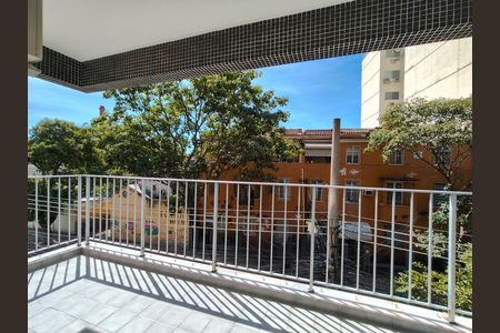 Apartamento à venda com 96m², 3 quartos e 1 vaga Apartamento à venda com 96m², 3 quartos e 1 vagaVista do Quarto