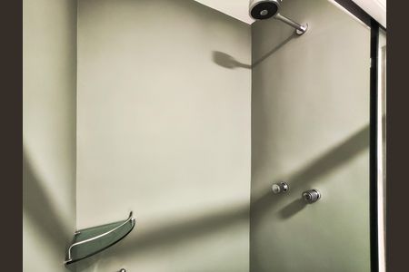 Apartamento à venda com 96m², 3 quartos e 1 vaga Apartamento à venda com 96m², 3 quartos e 1 vagaBanheiro Corredor