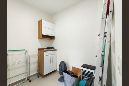 Apartamento à venda com 96m², 3 quartos e 1 vaga Apartamento à venda com 96m², 3 quartos e 1 vagaQuarto de Serviço