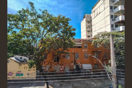 Apartamento à venda com 96m², 3 quartos e 1 vaga Apartamento à venda com 96m², 3 quartos e 1 vagaVista da Sala