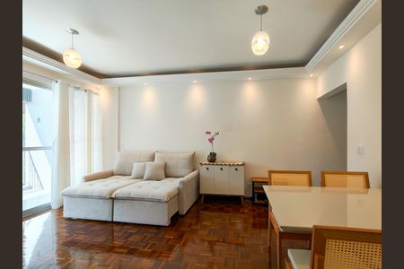 Apartamento à venda com 96m², 3 quartos e 1 vaga Apartamento à venda com 96m², 3 quartos e 1 vagaSala