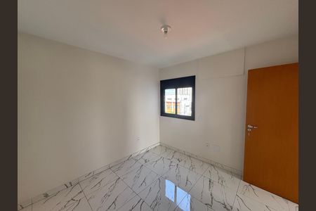 Quarto 1 de apartamento para alugar com 1 quarto, 35m² em Vila Ré, São Paulo