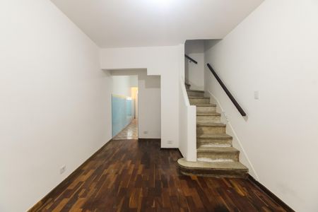 Casa para alugar com 90m², 2 quartos e 1 vagaSala 
