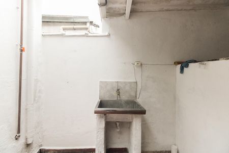 Casa para alugar com 90m², 2 quartos e 1 vagaÁrea de Serviço 