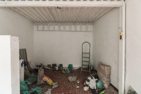 Casa para alugar com 90m², 2 quartos e 1 vagaQuintal 