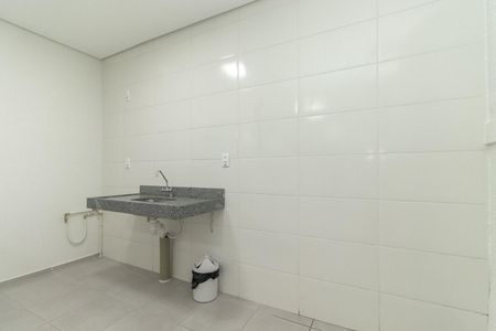 Apartamento para alugar com 43m², 2 quartos e 1 vagaÁrea comum - Salão de festas