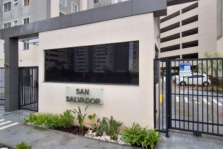 Apartamento para alugar com 43m², 2 quartos e 1 vagaFachada e portaria