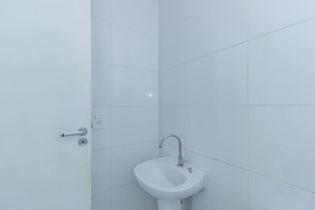 Apartamento para alugar com 40m², 2 quartos e sem vaga Apartamento para alugar com 40m², 2 quartos e sem vagaBanheiro