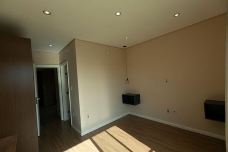 Casa de condomínio para alugar com 389m², 4 quartos e 4 vagas Casa de condomínio para alugar com 389m², 4 quartos e 4 vagasQUARTO 1 SUITE
