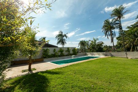 Casa de condomínio para alugar com 389m², 4 quartos e 4 vagas Casa de condomínio para alugar com 389m², 4 quartos e 4 vagasPISCINA E QUINTAL