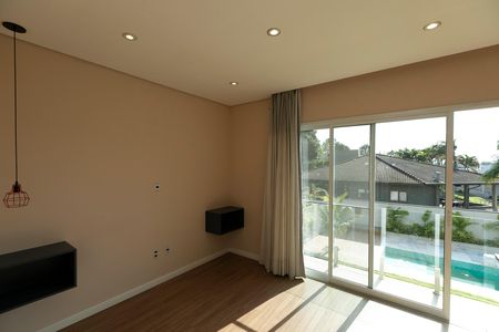 Casa de condomínio para alugar com 389m², 4 quartos e 4 vagas Casa de condomínio para alugar com 389m², 4 quartos e 4 vagasQUARTO 1 SUITE