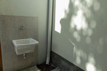 Casa de condomínio para alugar com 389m², 4 quartos e 4 vagas Casa de condomínio para alugar com 389m², 4 quartos e 4 vagasLAVANDERIA
