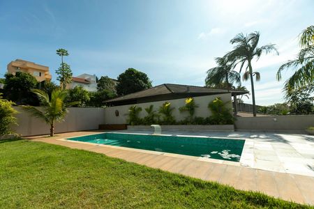 Casa de condomínio para alugar com 389m², 4 quartos e 4 vagas Casa de condomínio para alugar com 389m², 4 quartos e 4 vagasPISCINA E QUINTAL