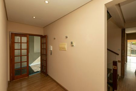 HALL PISO INTERMEDIÁRIO de casa de condomínio para alugar com 4 quartos, 389m² em Loteamento Caminhos de San Conrado (sousas), Campinas