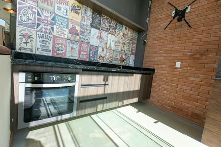 Casa de condomínio para alugar com 389m², 4 quartos e 4 vagas Casa de condomínio para alugar com 389m², 4 quartos e 4 vagasCHURRASQUEIRA