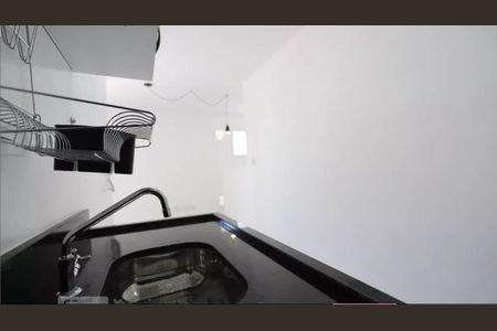 Cozinha de apartamento para alugar com 1 quarto, 30m² em Casa Verde, São Paulo