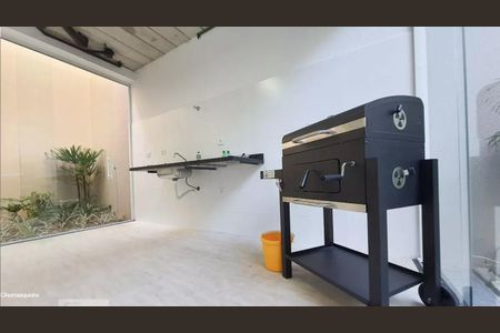 Apartamento à venda com 30m², 1 quarto e sem vaga Apartamento à venda com 30m², 1 quarto e sem vagaÁrea de Lazer