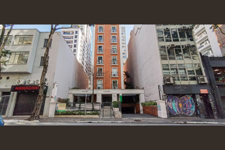 Apartamento à venda com 32m², 1 quarto e 1 vaga Apartamento à venda com 32m², 1 quarto e 1 vagaFachada