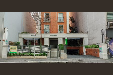Apartamento à venda com 32m², 1 quarto e 1 vaga Apartamento à venda com 32m², 1 quarto e 1 vagaFachada