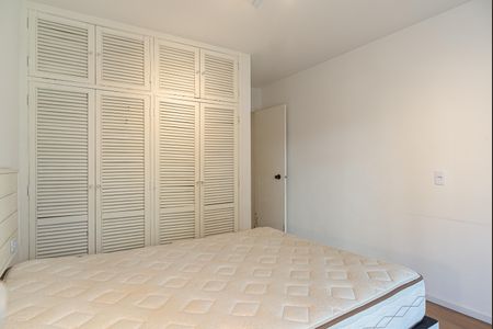 Quarto de apartamento à venda com 1 quarto, 32m² em Cerqueira César, São Paulo