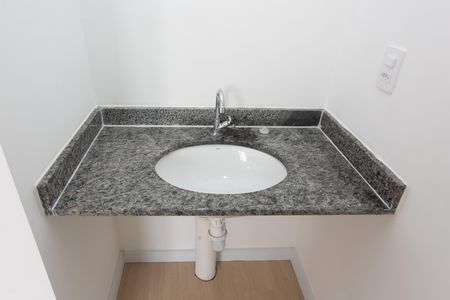 Apartamento para alugar com 32m², 2 quartos e sem vaga Apartamento para alugar com 32m², 2 quartos e sem vagaBanheiro - Lavatório