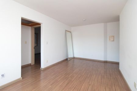 Apartamento à venda com 62m², 2 quartos e 1 vaga Apartamento à venda com 62m², 2 quartos e 1 vagaSala