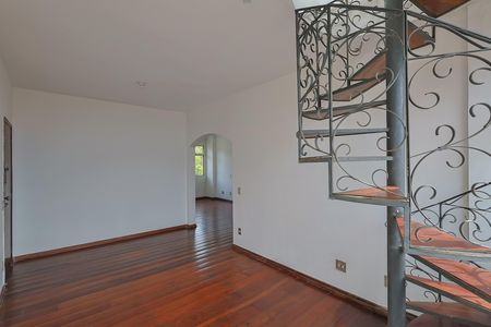 Apartamento à venda com 162m², 3 quartos e 2 vagas
