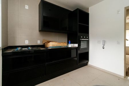Casa de condomínio à venda com 82m², 2 quartos e 2 vagasCozinha