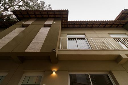 Casa de condomínio à venda com 82m², 2 quartos e 2 vagasFachada
