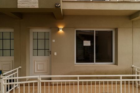 Casa de condomínio à venda com 82m², 2 quartos e 2 vagasFachada