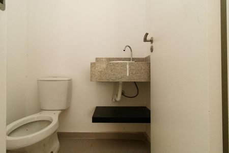 Casa de condomínio à venda com 82m², 2 quartos e 2 vagasLavabo