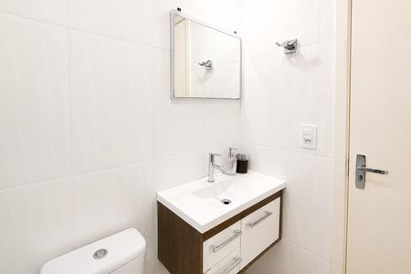 Banheiro de apartamento para alugar com 1 quarto, 44m² em Bela Vista, São Paulo