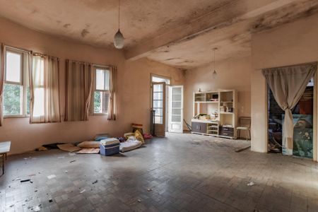Sala de casa à venda com 2 quartos, 164m² em Santa Maria Goretti, Porto Alegre