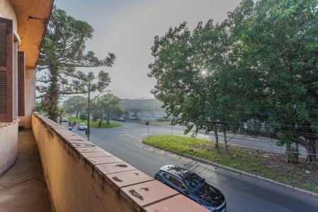 Sala de casa à venda com 2 quartos, 164m² em Santa Maria Goretti, Porto Alegre