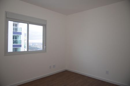 Apartamento para alugar com 135m², 4 quartos e 1 vagaQuarto 1