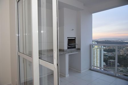 Varanda de apartamento para alugar com 4 quartos, 135m² em Jardim Santa Barbara, Embu das Artes