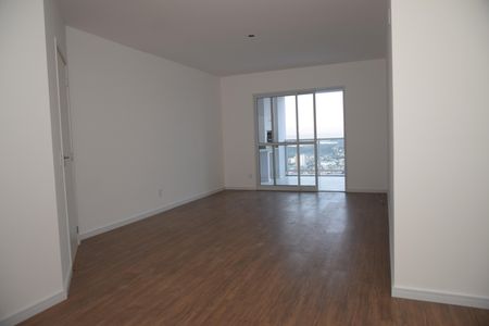 Apartamento para alugar com 135m², 4 quartos e 1 vagaSala