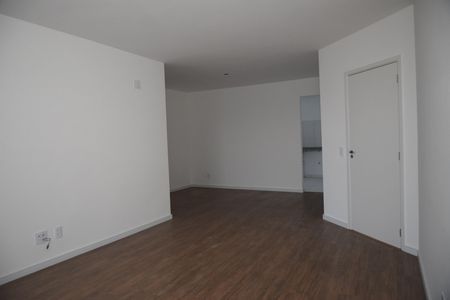 Sala de apartamento para alugar com 4 quartos, 135m² em Jardim Santa Barbara, Embu das Artes