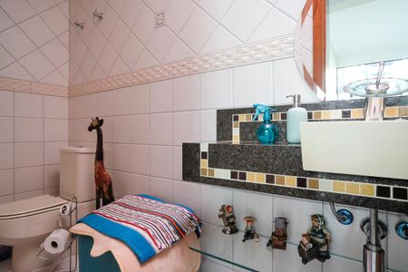 Casa para alugar com 396m², 4 quartos e 6 vagasLavabo