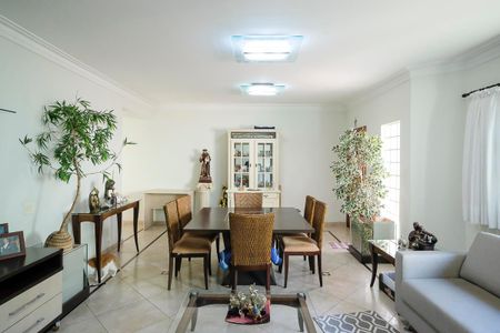 Sala de casa para alugar com 4 quartos, 396m² em Osvaldo Cruz, São Caetano do Sul