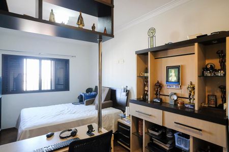 Casa para alugar com 396m², 4 quartos e 6 vagasSuíte 2