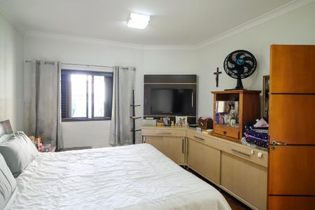 Casa para alugar com 396m², 4 quartos e 6 vagasSuíte 1