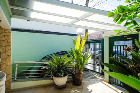 Casa para alugar com 396m², 4 quartos e 6 vagasEntrada