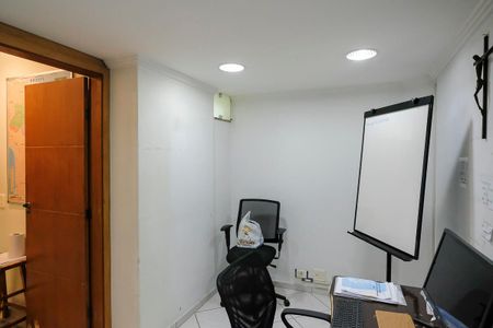 Casa para alugar com 396m², 4 quartos e 6 vagasEscritório 3