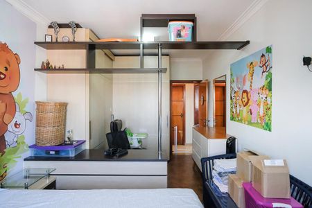 Casa para alugar com 396m², 4 quartos e 6 vagasQuarto 2