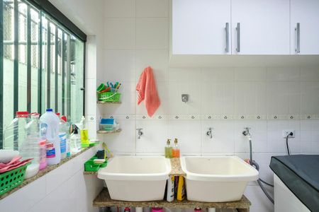 Casa para alugar com 396m², 4 quartos e 6 vagasÁrea de serviço
