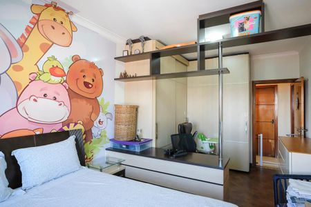 Casa para alugar com 396m², 4 quartos e 6 vagasQuarto 2