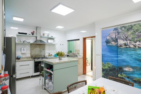 Casa para alugar com 396m², 4 quartos e 6 vagasCozinha